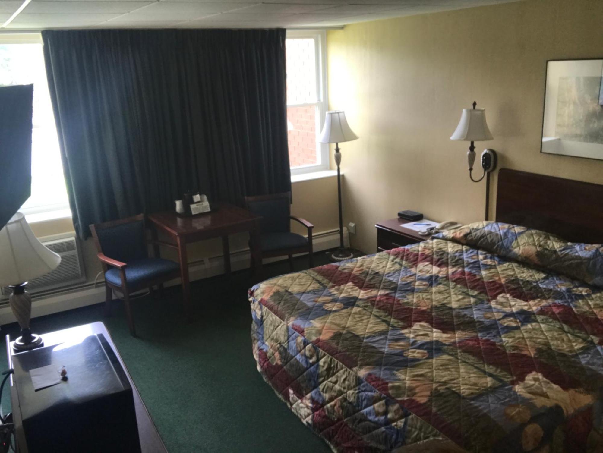 Baxter Park Inn Millinocket Exterior photo